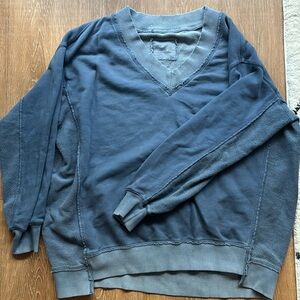 Aerie V neck crewneck in blue